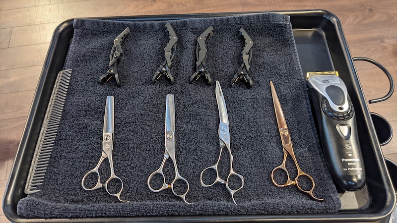 shin-scissors