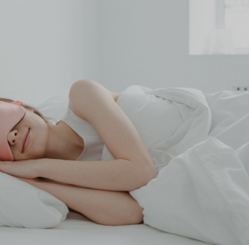 Relaxing with a Hot Eye Mask: What About Eyelash Extensions? by ERIKO